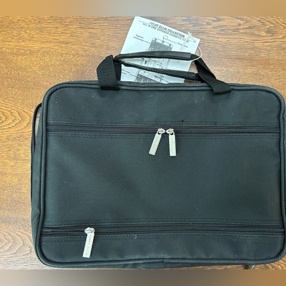 Perry Ellis Travel Toiletry Grooming Kit Bag. 14 x10x3. Double handle Black. New - Picture 4 of 13